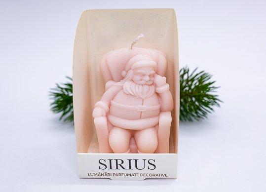 Lumanare parfumata Mos Craciun in fotoliu 9*7cm NY017