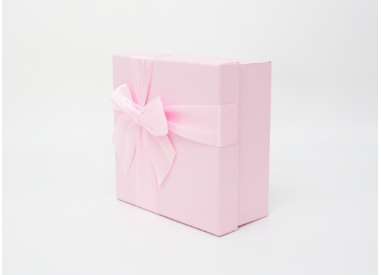 Cutie p/u cadou (99.00) CM097